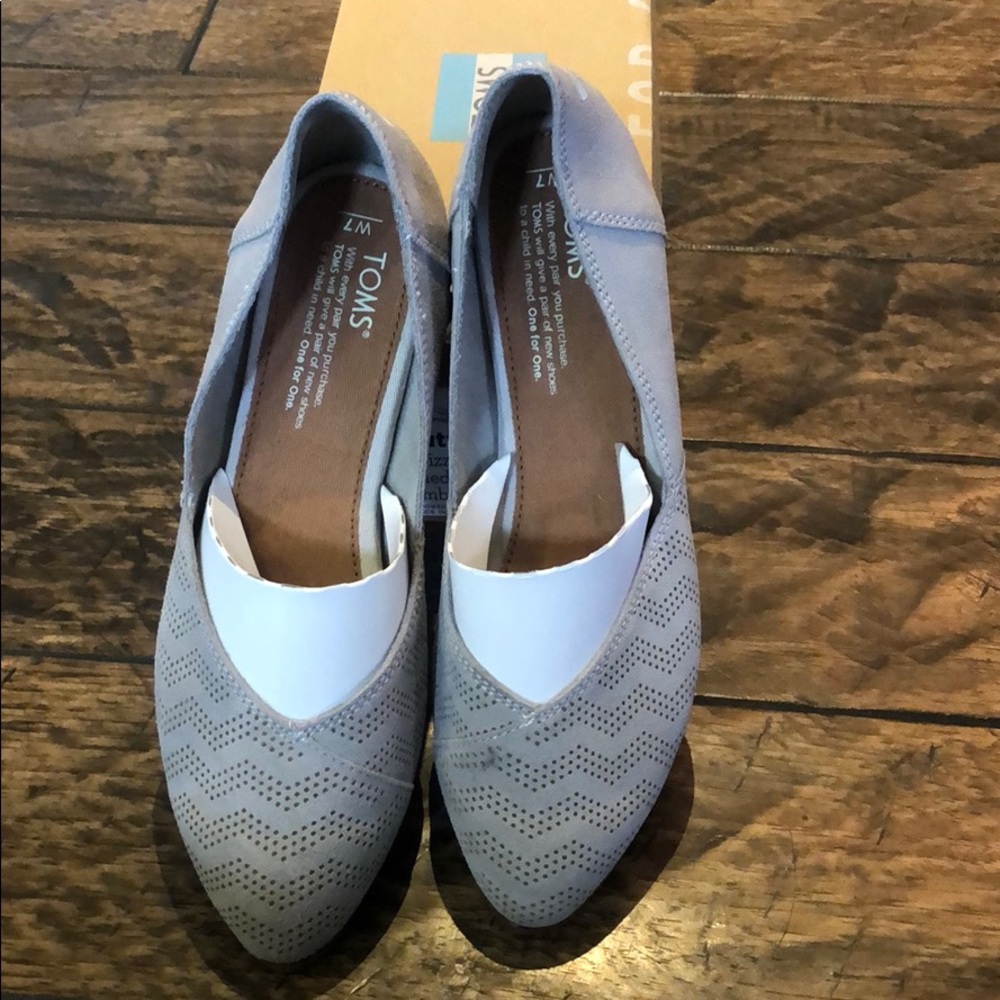 TOMS Jutti drizzle grey suede chevron shoes